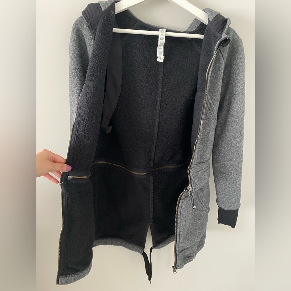 Lululemon Grey Hoodie - Picture 4 of 10